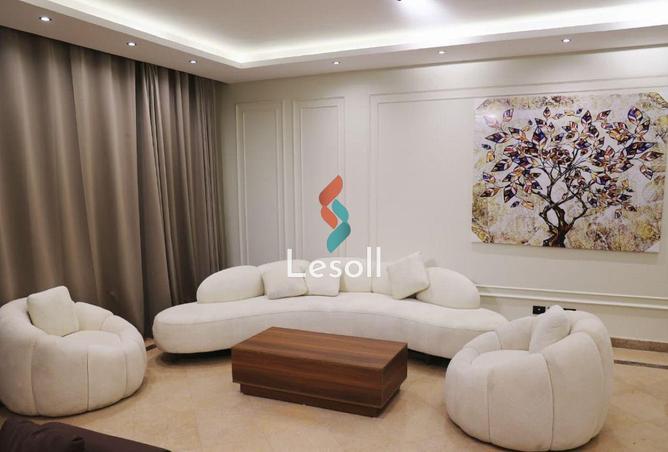 8608922 - Property Image 2