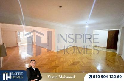 Apartment - 2 Bedrooms - 1 Bathroom for rent in Laurent - Hay Sharq - Alexandria