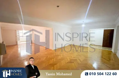 شقة - 2 غرف نوم - 1 حمام للايجار في لوران - حي شرق - الاسكندرية