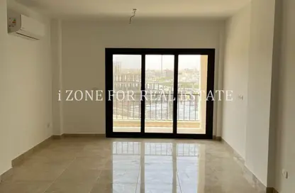 شقة - 3 غرف نوم - 3 حمامات للايجار في مون ريزيدنس - فيفث سكوير - التجمع الخامس - مدينة القاهرة الجديدة - القاهرة