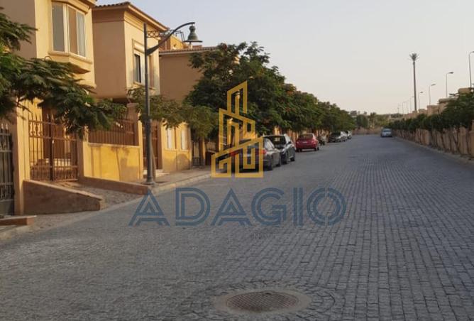 98826745 - Property Image 2