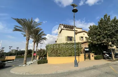 Villa - 5 Bedrooms - 5 Bathrooms for sale in Mivida - 5th Settlement Compounds - The 5th Settlement - New Cairo City - Cairo