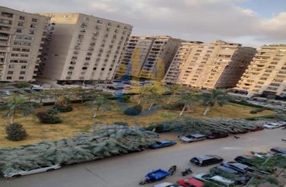 Apartment - 3 Bedrooms - 2 Bathrooms for sale in Thirteenth Sector - Zahraa El Maadi - Hay El Maadi - Cairo
