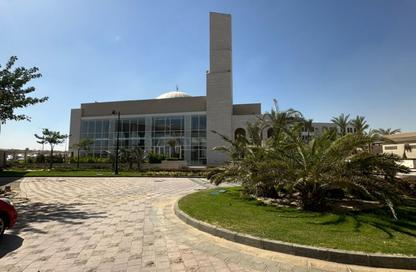 Apartment - 3 Bedrooms - 3 Bathrooms for rent in Village West - Sheikh Zayed Compounds - Sheikh Zayed City - Giza