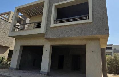 Villa - 5 Bedrooms - 5 Bathrooms for sale in New Giza - Cairo Alexandria Desert Road - 6 October City - Giza