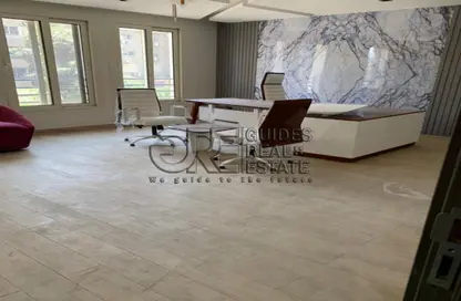 مساحات مكتبية - 8 غرف نوم - 8 حمامات للبيع في شارع جزيرة العرب (المهندس حسن حلمي) - المهندسين - الجيزة