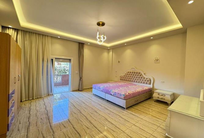 72170459 - Property Image 3