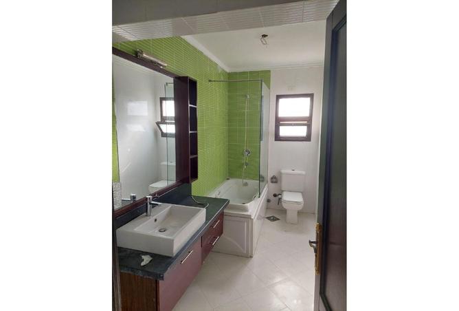 71398029 - Property Image 2