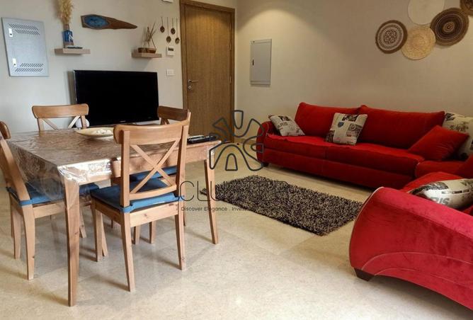 98001604 - Property Image 2