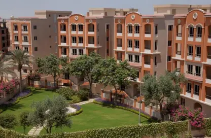 Apartment - 3 Bedrooms - 3 Bathrooms for sale in Ard Al Mokhabarat - Hadayek October - 6 October City - Giza