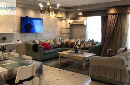Apartment - 3 Bedrooms - 2 Bathrooms for sale in Al Dokki St. - Dokki - Giza Apartment - 3 Bedrooms - 2 Bathrooms for sale in Al Dokki St. - Dokki - Giza