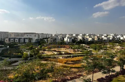 Townhouse - 2 Bedrooms - 3 Bathrooms for sale in Hyde Park - New Cairo City - Cairo