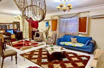 شقة - 3 غرف نوم - 2 حمامات للبيع في سبورتنج - حي شرق - الاسكندرية