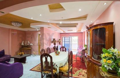 Apartment - 3 Bedrooms - 2 Bathrooms for sale in Al Geish Road - Cleopatra - Hay Sharq - Alexandria