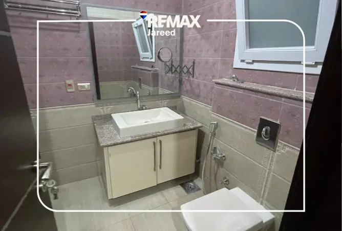 117781779 - Property Image 2