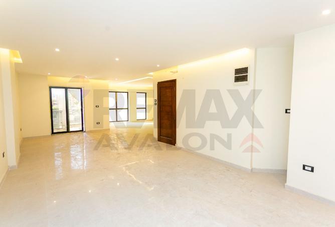 104878764 - Property Main Image