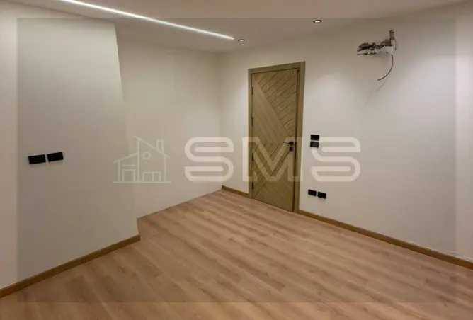120880743 - Property Image 3