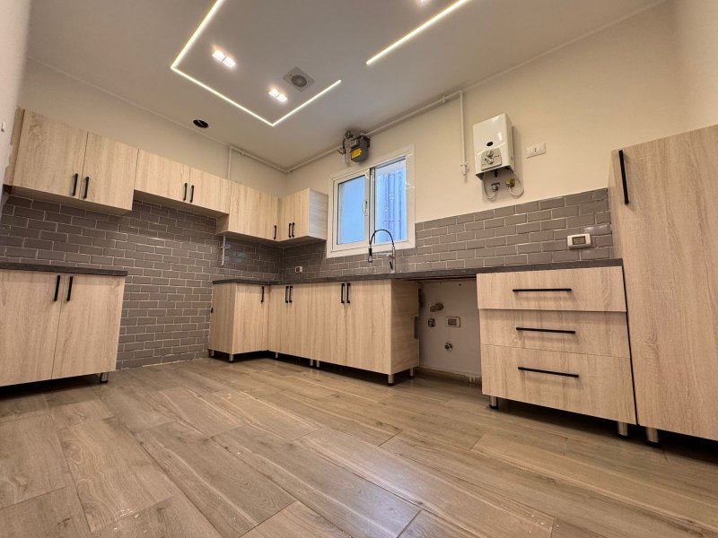 3BR Penthouse | Fully-Finished | Hyde Park thumbnail