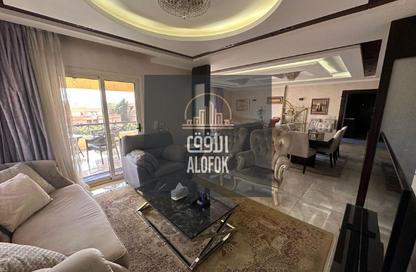 Apartment - 3 Bedrooms - 3 Bathrooms for sale in Al Rehab - New Cairo City - Cairo