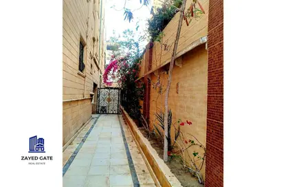 شقة - 3 غرف نوم - 2 حمامات للايجار في الحي الحادي عشر - الشيخ زايد - الجيزة