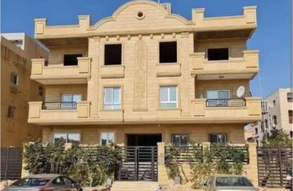 Apartment - 4 Bedrooms - 3 Bathrooms for sale in El Yasmeen 8 - El Yasmeen - New Cairo City - Cairo Apartment - 4 Bedrooms - 3 Bathrooms for sale in El Yasmeen 8 - El Yasmeen - New Cairo City - Cairo