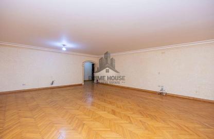 Apartment - 3 Bedrooms - 3 Bathrooms for sale in Sant Giyn St. - Kafr Abdo - Roushdy - Hay Sharq - Alexandria Apartment - 3 Bedrooms - 3 Bathrooms for sale in Sant Giyn St. - Kafr Abdo - Roushdy - Hay Sharq - Alexandria