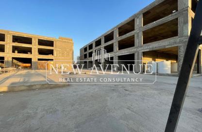 Office Space - 3 Bedrooms - 1 Bathroom for sale in W Signature By Waterway - South Investors Area - New Cairo City - Cairo