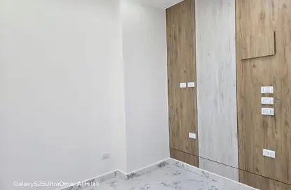 شقة - 2 غرف نوم - 1 حمام للبيع في حدائق الاهرام - الجيزة