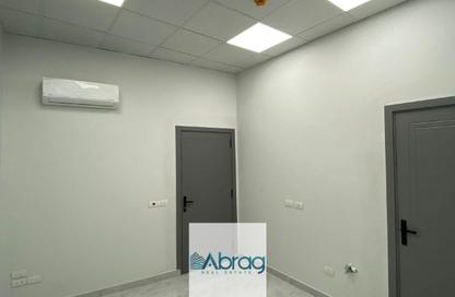 Clinic - Studio - 1 Bathroom for rent in Sheikh Zayed City - Giza