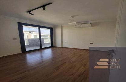 Chalet - 2 Bedrooms - 2 Bathrooms for sale in Eastmain New Cairo - 5th Settlement Compounds - The 5th Settlement - New Cairo City - Cairo