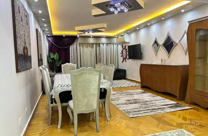 شقة - 2 غرف نوم - 1 حمام للايجار في شارع انور المفتي - المنطقة الأولى - مدينة نصر - القاهرة