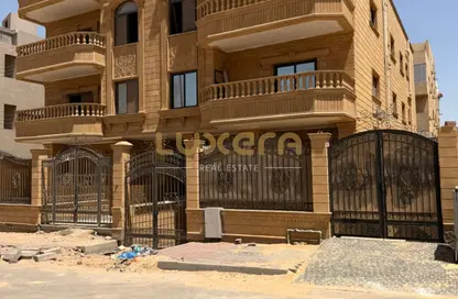 شقة - 4 غرف نوم - 3 حمامات للبيع في حى القرنفل - التجمع الخامس - مدينة القاهرة الجديدة - القاهرة