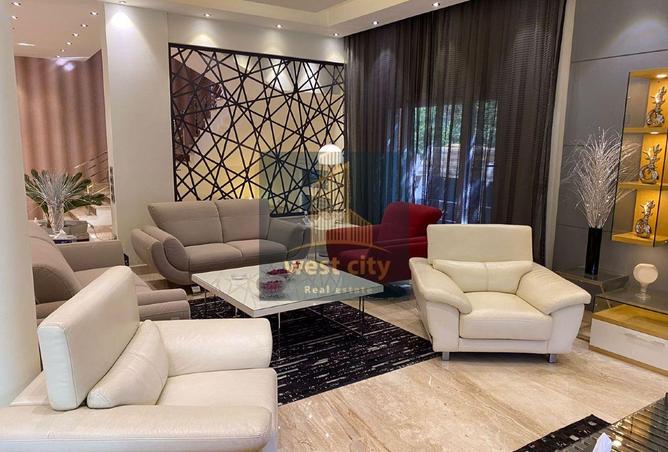 77320782 - Property Image 3