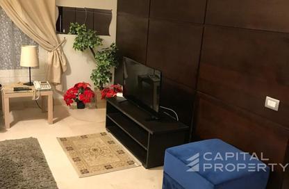 شقة - 1 حمام للايجار في ذا فيلدج - المستثمرين الجنوبية - مدينة القاهرة الجديدة - القاهرة