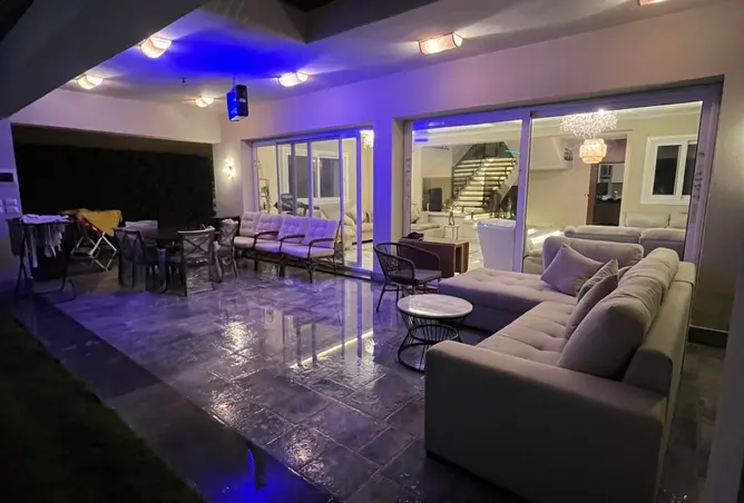 101777414 - Property Image 3