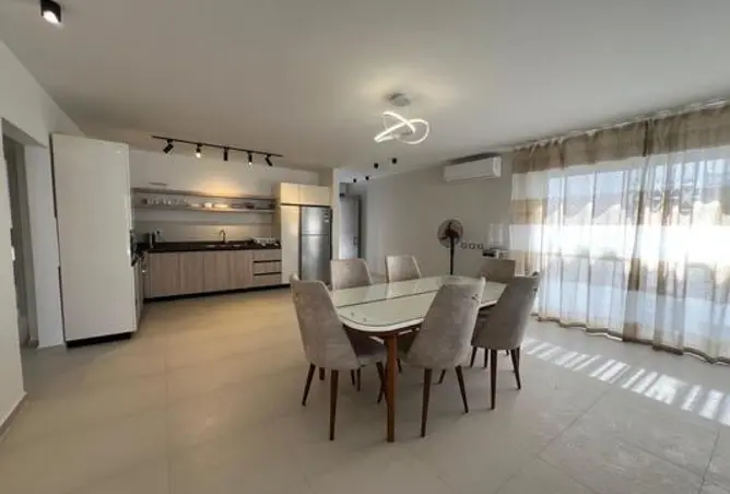 97711748 - Property Image 2