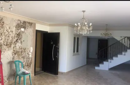 Duplex - 4 Bedrooms - 3 Bathrooms for rent in Abdel Halim Hafez St. - El Banafseg 8 - El Banafseg - New Cairo City - Cairo