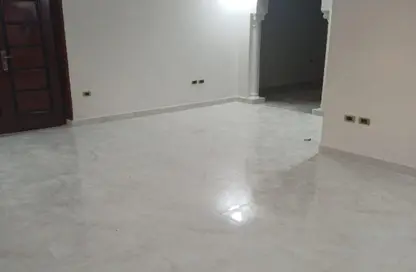 Apartment - 4 Bedrooms - 3 Bathrooms for rent in 10th District - Sheikh Zayed City - Giza