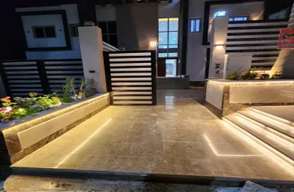Villa - 6 Bedrooms - 4 Bathrooms for sale in 26th of July Corridor - 6 October City - Giza