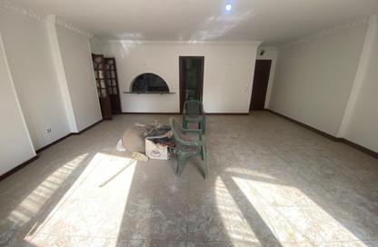 Apartment - 3 Bedrooms - 2 Bathrooms for sale in Al Matbaa St. - El Talbia - El Haram - Hay El Haram - Giza