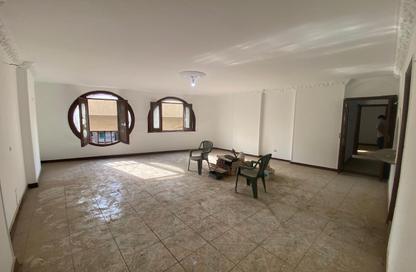 Apartment - 3 Bedrooms - 2 Bathrooms for sale in Al Matbaa St. - El Talbia - El Haram - Hay El Haram - Giza