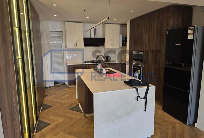 61437642 - Property Image 3