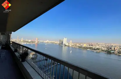 Apartment - 3 Bedrooms - 4 Bathrooms for sale in Nile Corniche St. - Garden City - Cairo