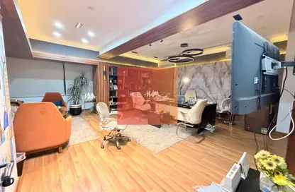 Co-Working Space - 7+ Bedrooms - 5 Bathrooms for rent in Sarayat Al Maadi - Hay El Maadi - Cairo
