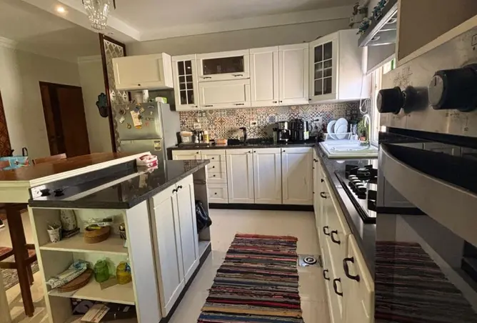 97718737 - Property Image 2