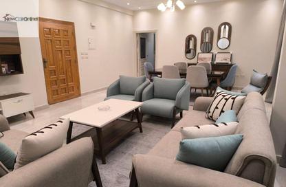 شقة - 3 غرف نوم - 2 حمامات للايجار في عمارات البنفسج - البنفسج - مدينة القاهرة الجديدة - القاهرة