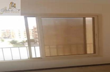 Whole Building - 3 Bedrooms - 1 Bathroom for rent in North Entrance 1 St. - El Shamaliat District - 6 October City - Giza Whole Building - 3 Bedrooms - 1 Bathroom for rent in North Entrance 1 St. - El Shamaliat District - 6 October City - Giza