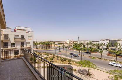 Apartment - 2 Bedrooms - 3 Bathrooms for sale in Westown - Sheikh Zayed Compounds - Sheikh Zayed City - Giza