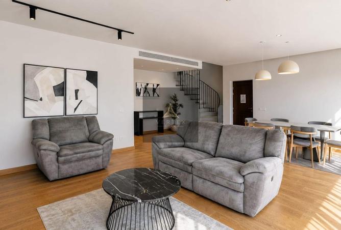 102915292 - Property Image 2