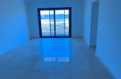 شقة - 2 غرف نوم - 3 حمامات للايجار في أو ويست - كمبوندات 6 أكتوبر - مدينة 6 أكتوبر - الجيزة